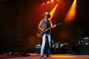 kenny-chesney-some-town-somewhere-information